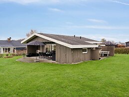 5 Star Holiday Home in Assens