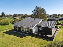 5 Star Holiday Home in Hjorring