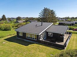 5 Star Holiday Home in Hjorring