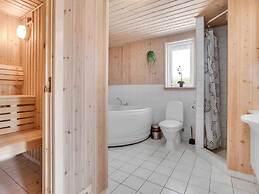 5 Star Holiday Home in Vinderup