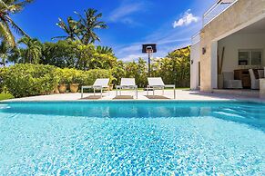 Villa Buganvilla 252 - 4BR Pool Jacuzzi Golf