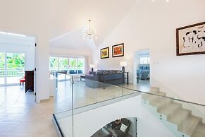 Villa Buganvilla 252 - 4BR Pool Jacuzzi Golf