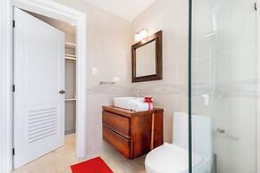 Villa Buganvilla 252 - 4BR Pool Jacuzzi Golf