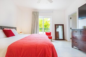 Villa Buganvilla 252 - 4BR Pool Jacuzzi Golf