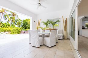 Villa Buganvilla 252 - 4BR Pool Jacuzzi Golf