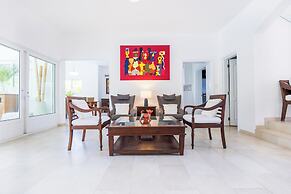 Villa Buganvilla 252 - 4BR Pool Jacuzzi Golf