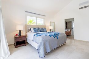 Villa Buganvilla 252 - 4BR Pool Jacuzzi Golf