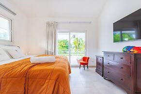 Villa Buganvilla 252 - 4BR Pool Jacuzzi Golf