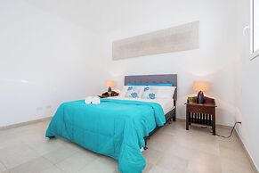 Villa Buganvilla 252 - 4BR Pool Jacuzzi Golf