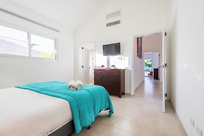 Villa Buganvilla 252 - 4BR Pool Jacuzzi Golf
