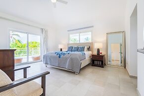 Villa Buganvilla 252 - 4BR Pool Jacuzzi Golf