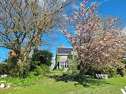 Ashleigh House