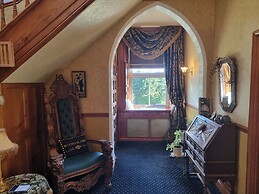 Ashleigh House
