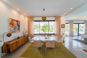 Villa Jar l Gance et Authenticit