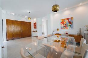 Villa Jar l Gance et Authenticit