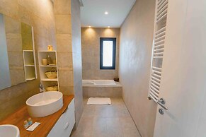 Villa Jar l Gance et Authenticit