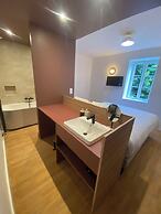 Le Clos 1003