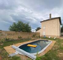 Le Clos 1003