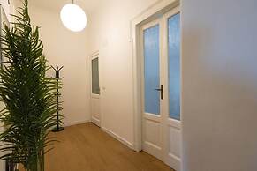 [Modern] 2BR/2BA • Metro Access • 12min Duomo