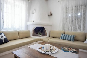 Villa Pisti by Apleton Villas Paros