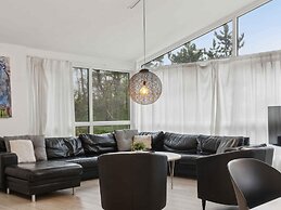 5 Star Holiday Home in Ebeltoft