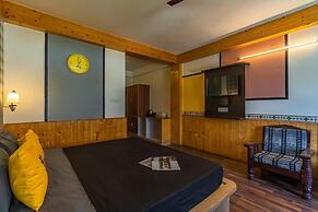 The Hosteller Manali, Old Manali