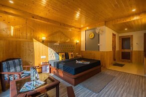 The Hosteller Manali, Old Manali