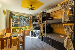 The Hosteller Manali, Old Manali