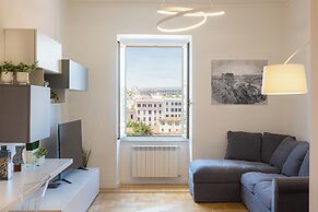 Rental in Rome Colosseo Modern Apartment