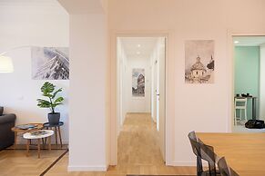 Rental in Rome Colosseo Modern Apartment