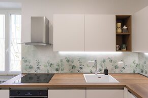 Rental in Rome Colosseo Modern Apartment