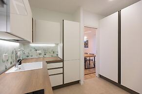 Rental in Rome Colosseo Modern Apartment