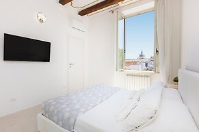 Rental in Rome Corso View Apartment