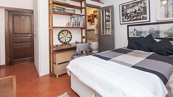 Rental in Rome Lungaretta Apartment