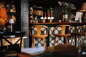 The Greyhound on the Test