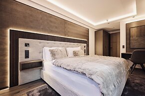Chalet Ischgl - Modern Luxury Residences