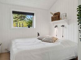5 Star Holiday Home in Vaeggerlose