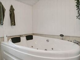 5 Star Holiday Home in Vaeggerlose