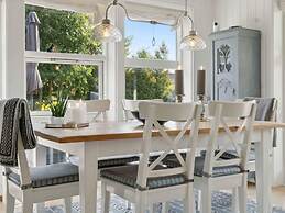 5 Star Holiday Home in Vaeggerlose