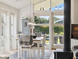 5 Star Holiday Home in Vaeggerlose