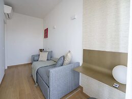 Design Flat W/terrace, Porta Nuova