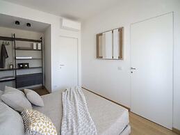 Design Flat W/terrace, Porta Nuova