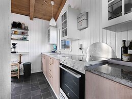 5 Star Holiday Home in Hvide Sande