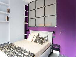 Charming Modern Apartment Near Argonne