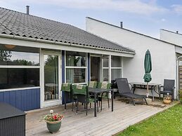 5 Star Holiday Home in Vaeggerlose