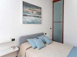 Chic Apartment in Cental Milan