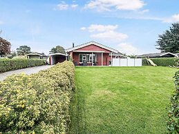 5 Star Holiday Home in Hejls