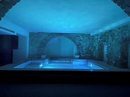 Lavish Villa With Spa, Pool, Turkish Bath