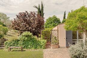 Villa Glicini - Delightful Cottage With Pool