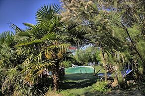 Villa Glicini - Delightful Cottage With Pool